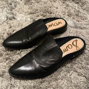 Sam Edelman
Lewellyn Studded Leather Mule